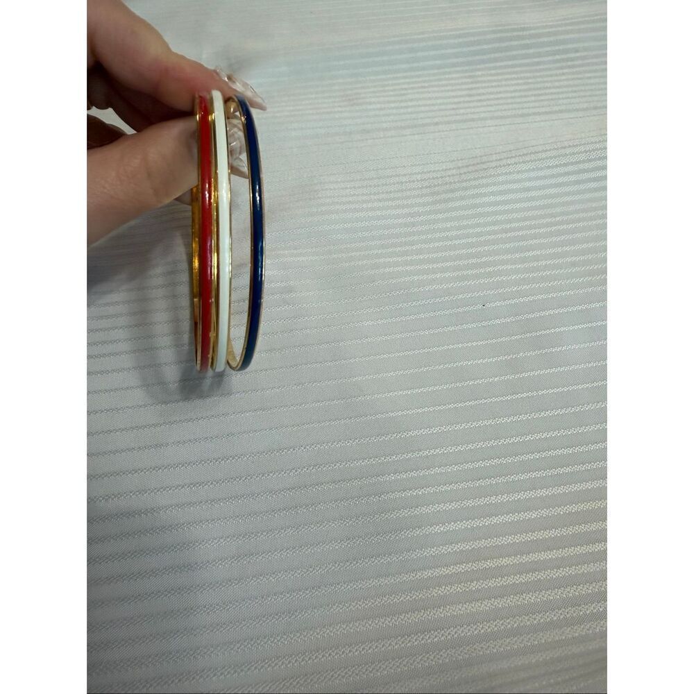 Crown Trifari Red White Blue Bangles Bracelets Signed Set Of 3 - Picture 5 of 6